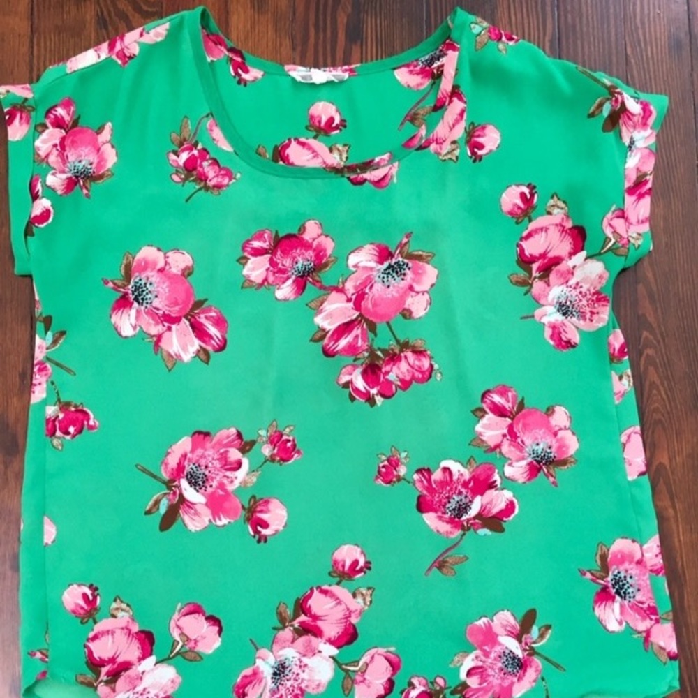 Pleione spring floral short sleeve blouse